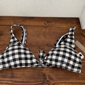 J Crew Blk/cen Checkered bikini top. Size M. NWT